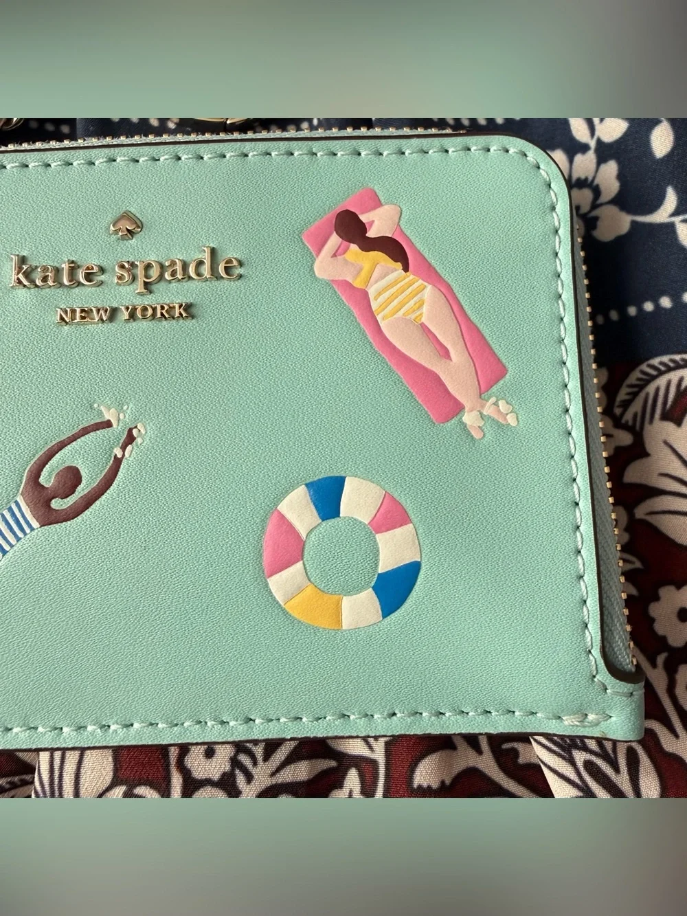 Kate Spade Pool Float Medium L-Zip Card Holder